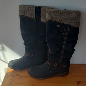 Remonte Black Knee-High Boots with Tan Knit Cuff